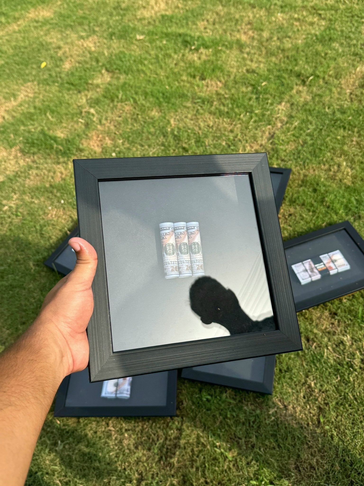 Three Figures 3D Stacked Frame - USD (50% OFF) - MINDSTONE